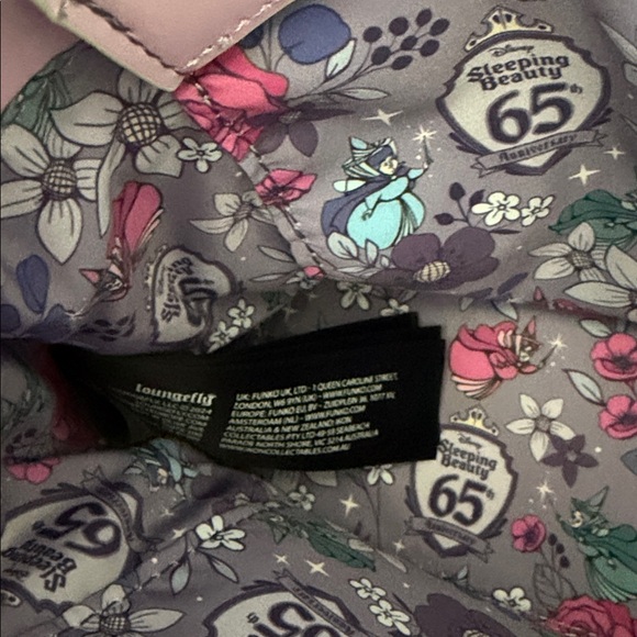 NWOT Loungefly Disney Sleeping Beauty 65th Anniversary Floral Crossbody Bag - Picture 9 of 11